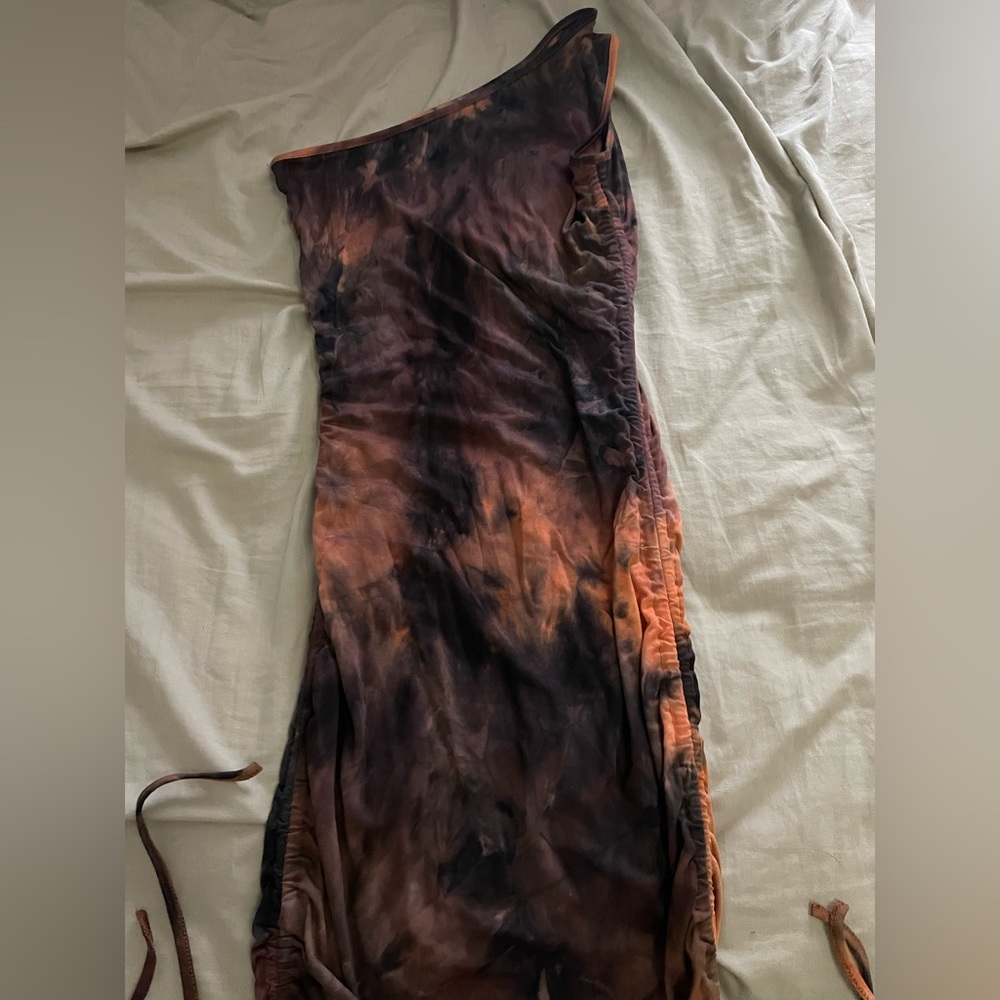 One strap dress